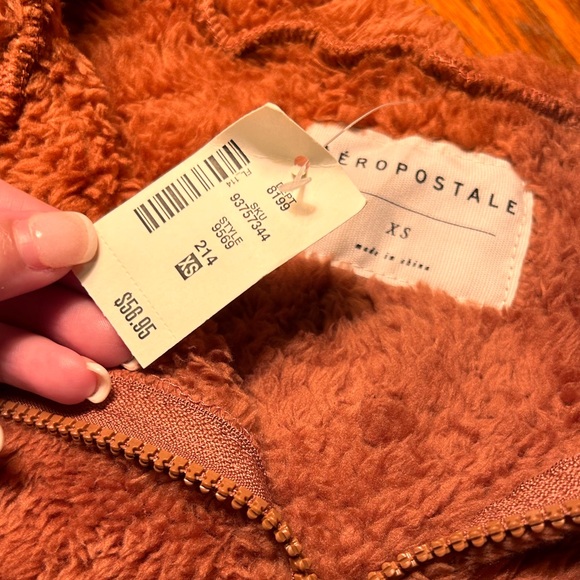 NWT, Aeropostale Fluffy Jacket - Picture 3 of 3